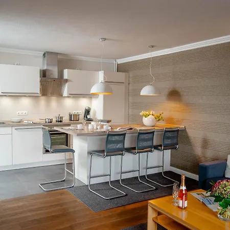 Stroenhold Lejlighed