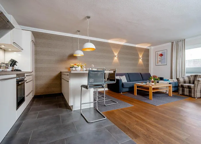 아파트 Stroenhold *